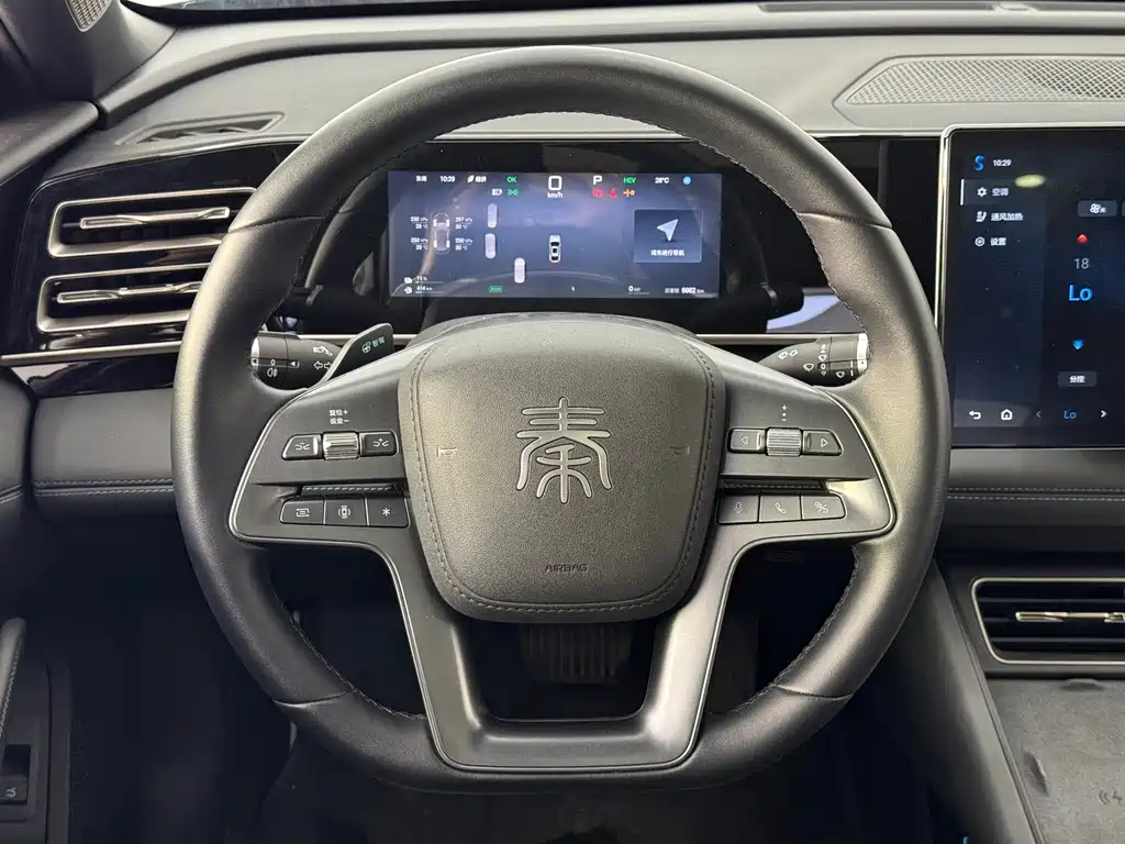 BYD Qin L — фото 17