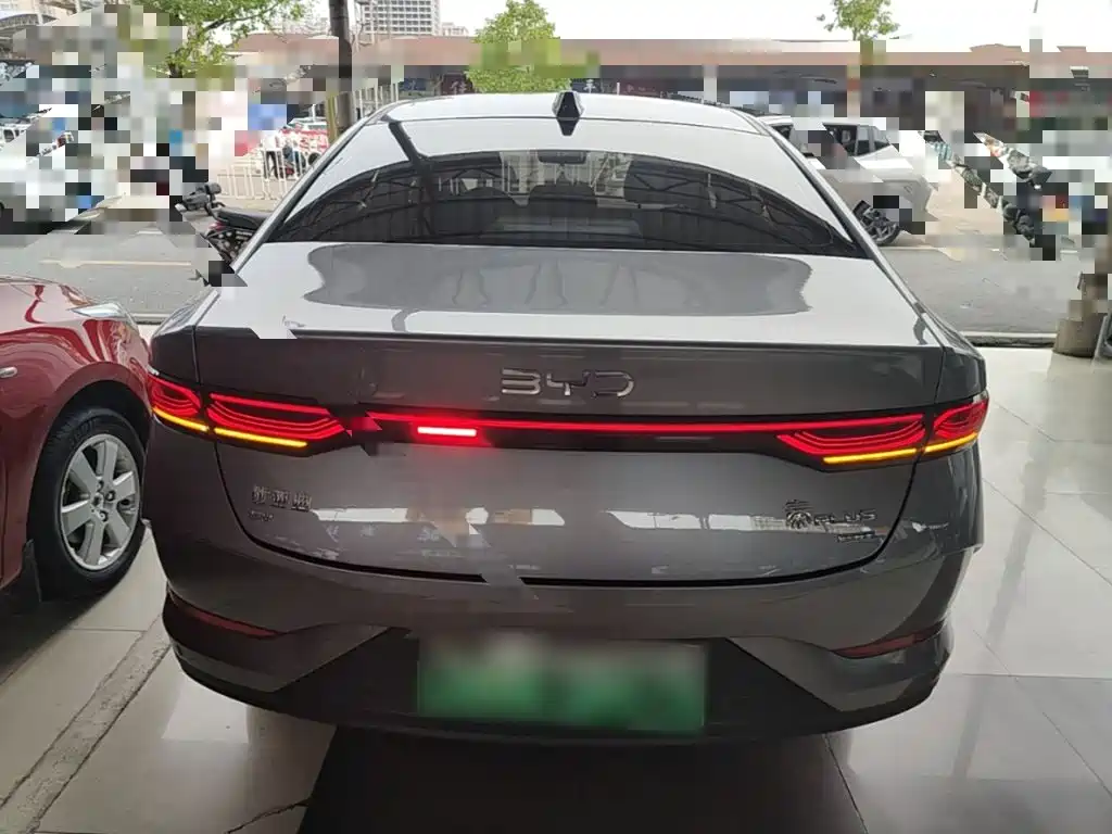 BYD Qin PLUS — фото 6