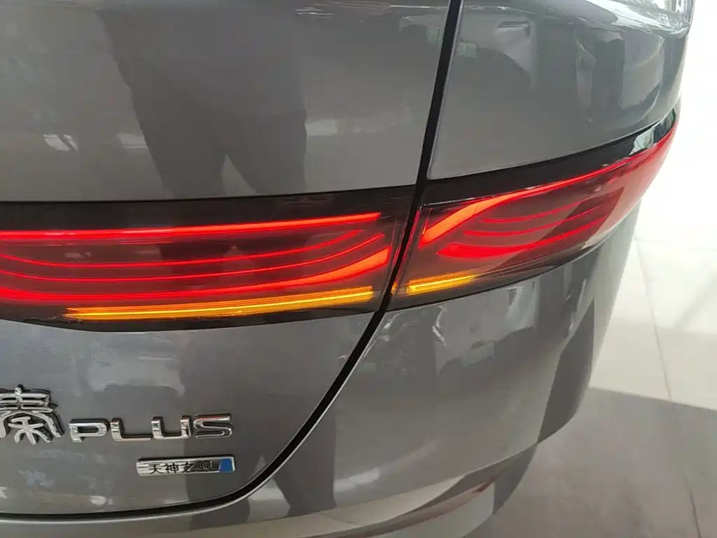 BYD Qin PLUS — фото 8