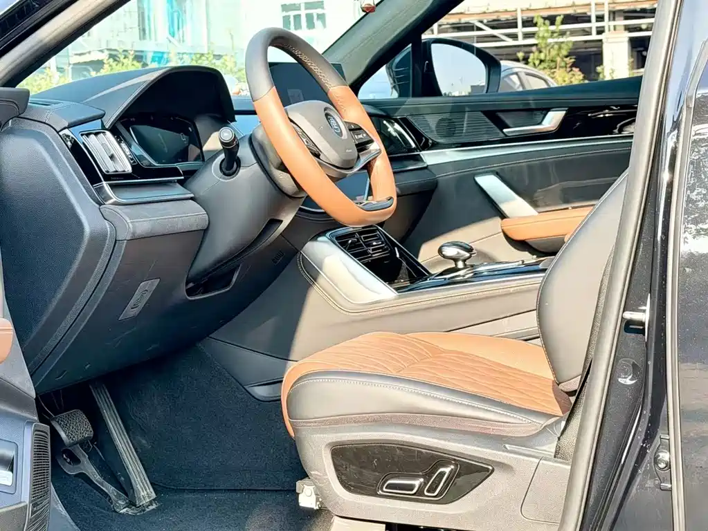 BYD Tang New Energy — фото 11