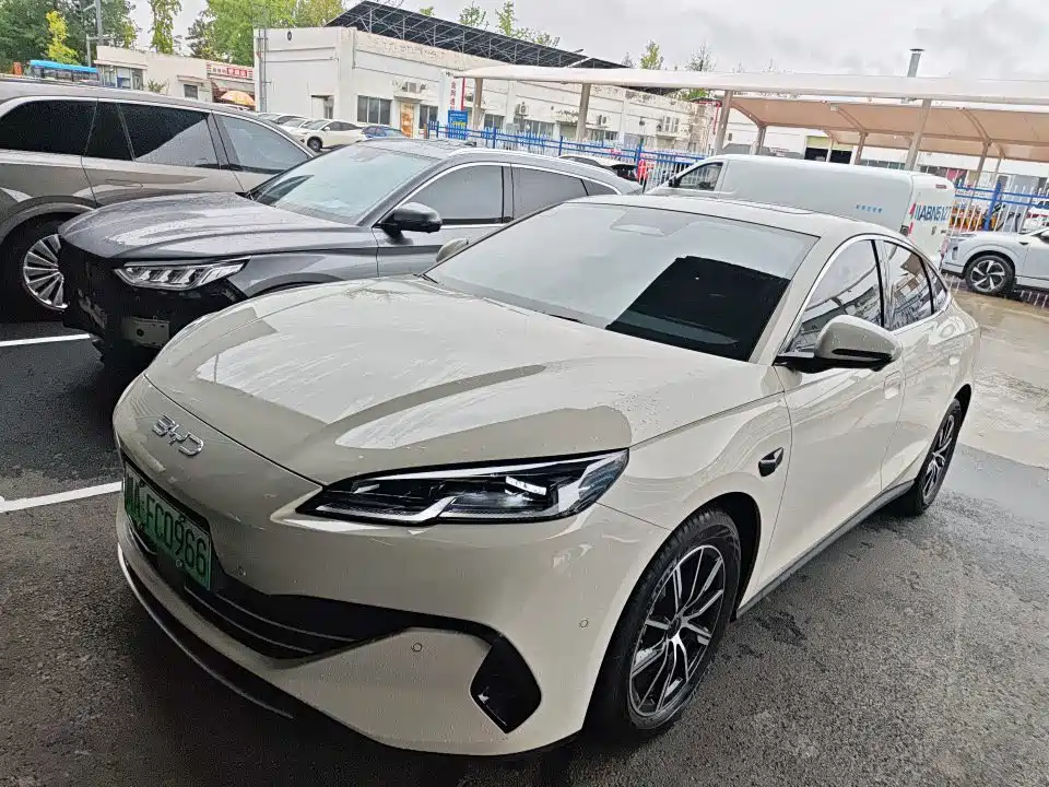 BYD Seal 06