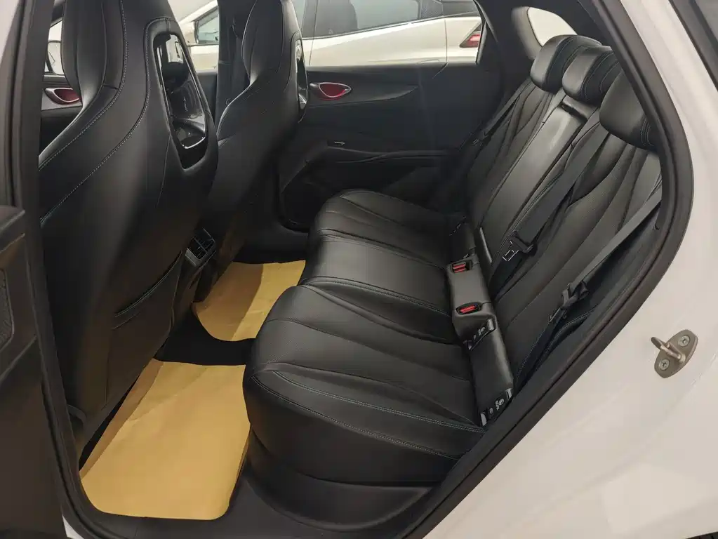 BYD Seal 06 — фото 11