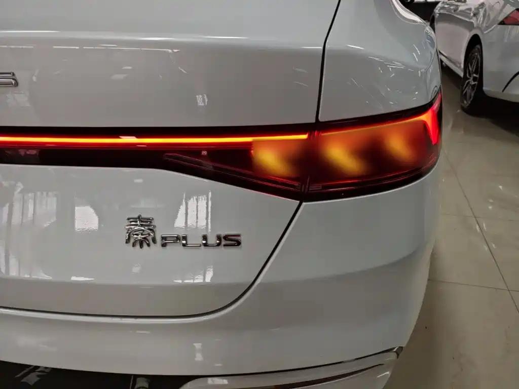 BYD Qin PLUS — фото 8