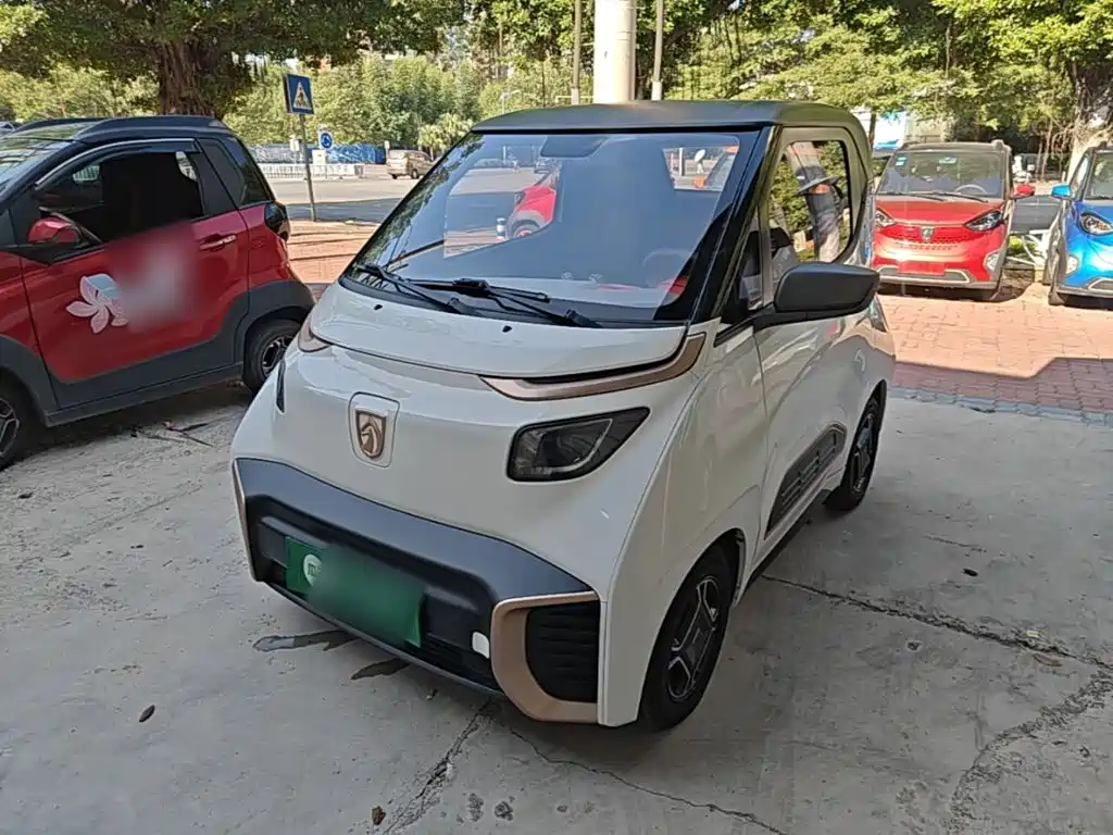 Baojun E200 — фото 2