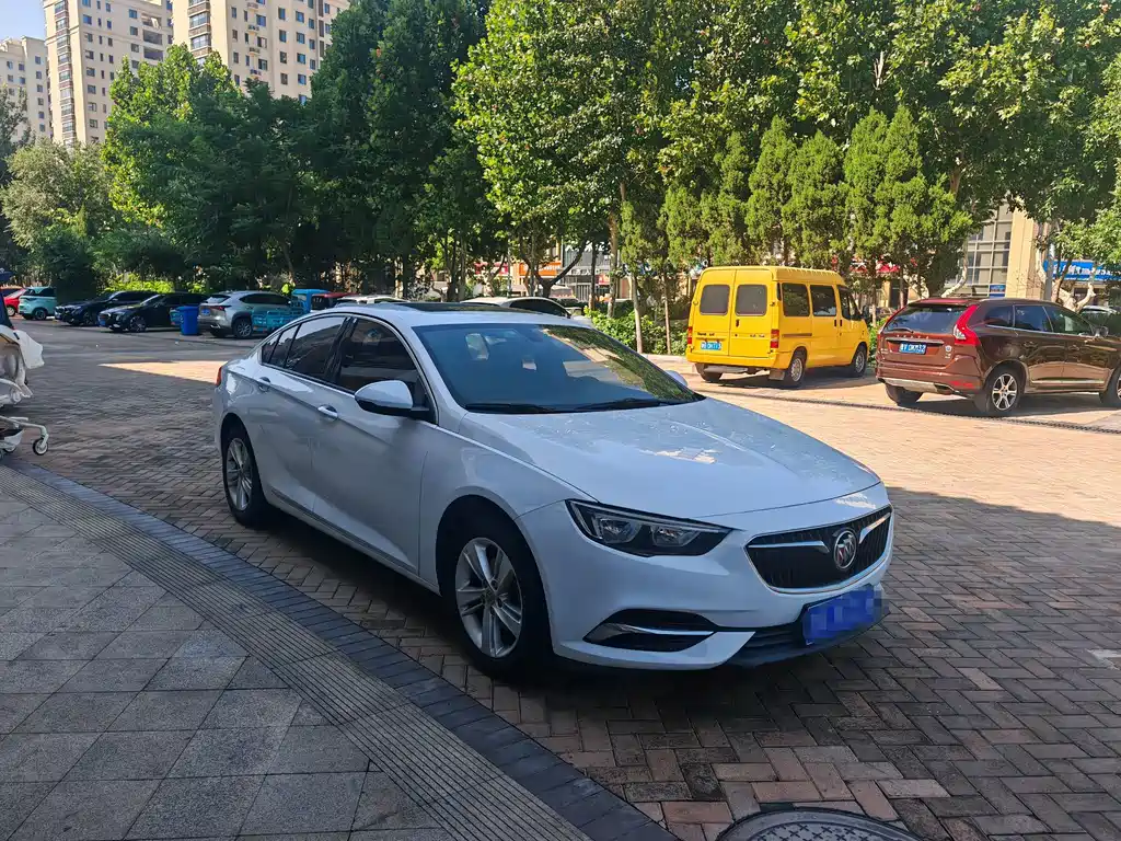 Buick Regal — фото 3