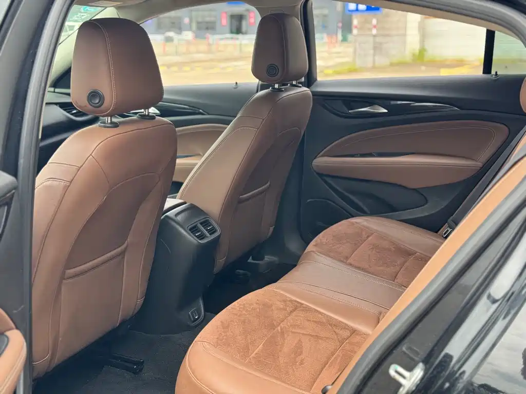 Buick Regal — фото 5