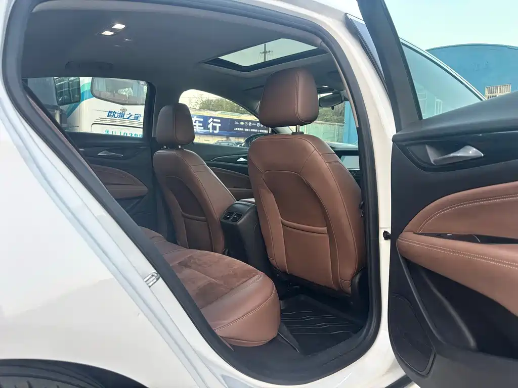 Buick Regal — фото 9
