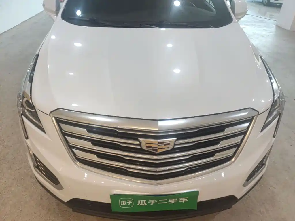 Cadillac XT5 — фото 22