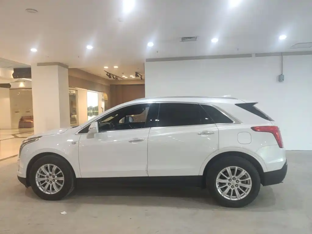 Cadillac XT5 — фото 4