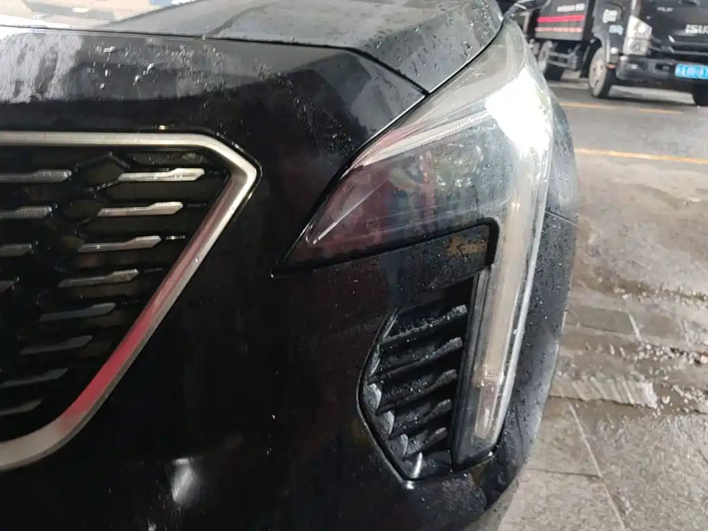 Cadillac XT4 — фото 24