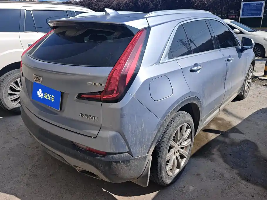 Cadillac XT4 — фото 3