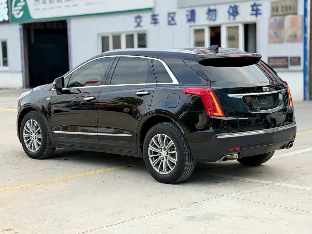 Cadillac XT5 — фото 5