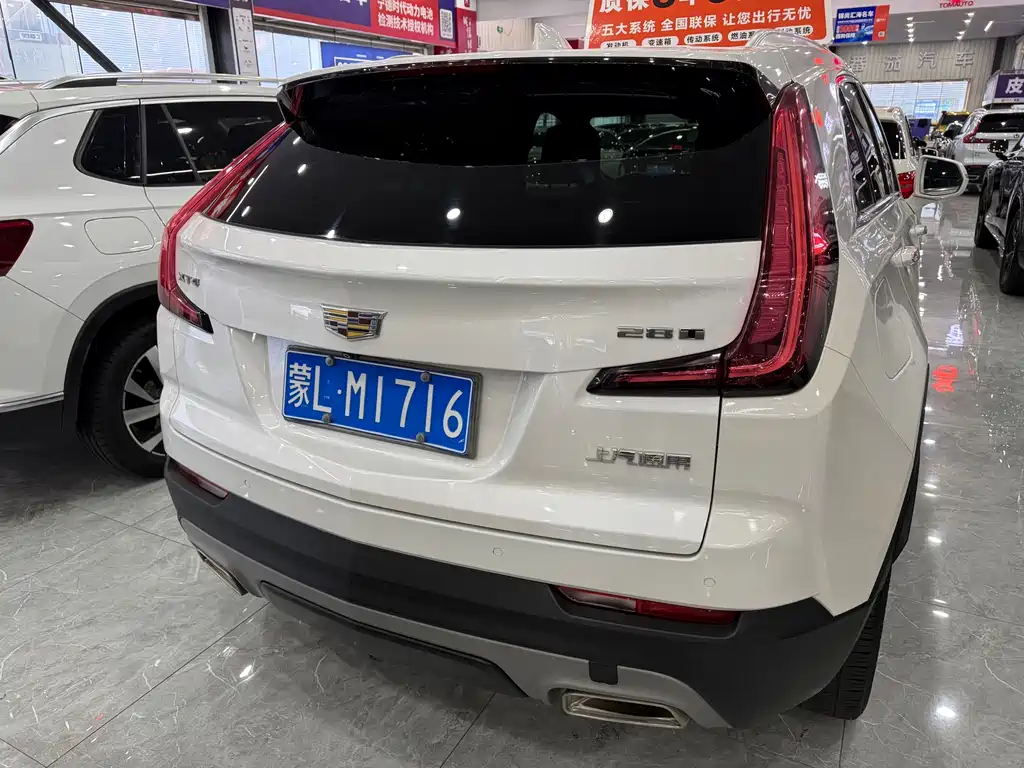 Cadillac XT4 — фото 15