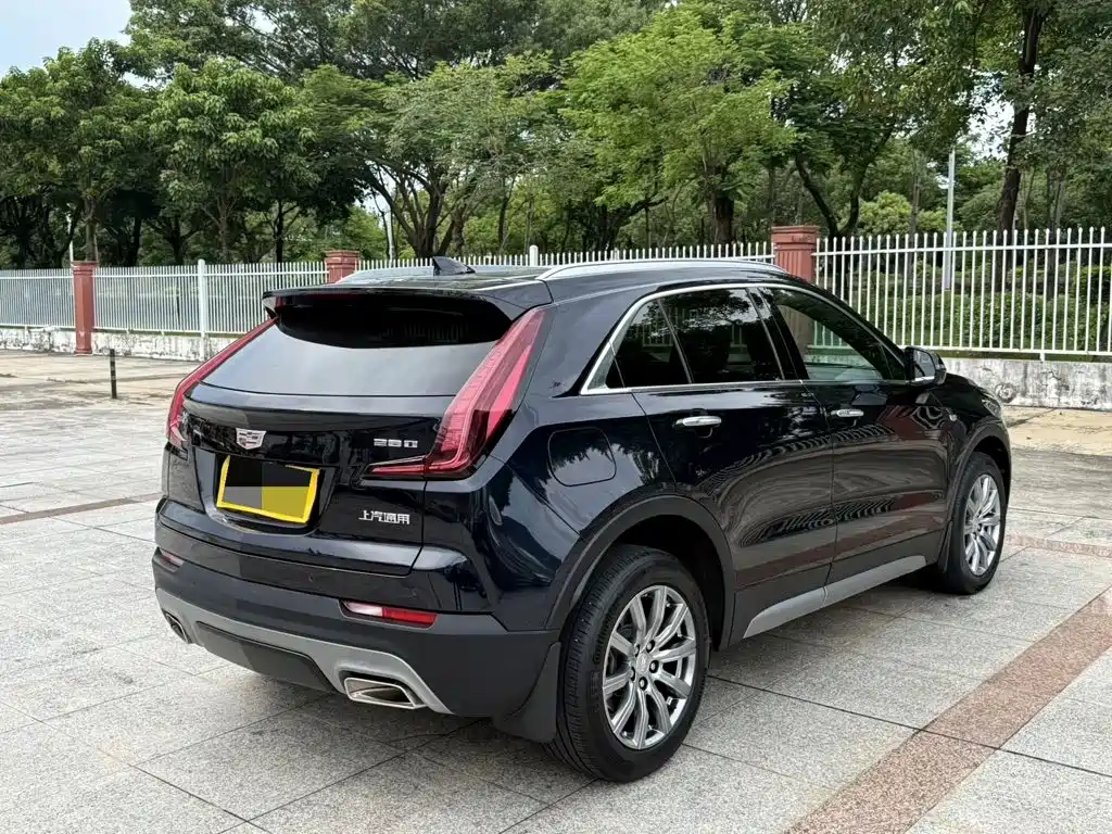 Cadillac XT4 — фото 3