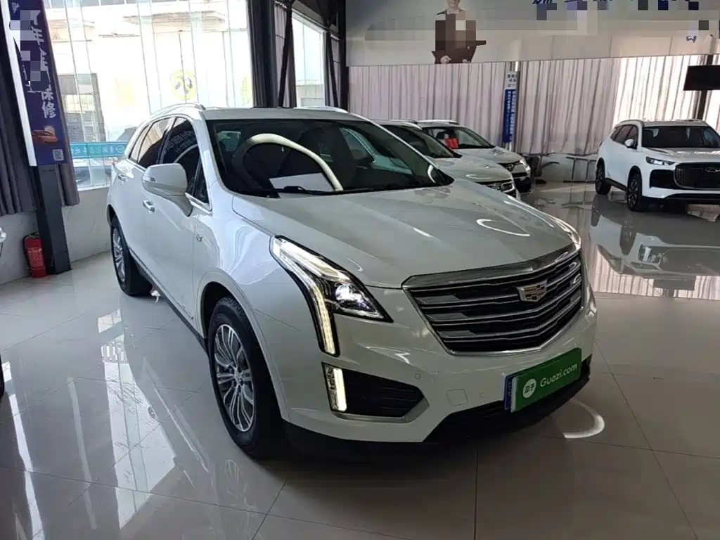 Cadillac XT5 — фото 4