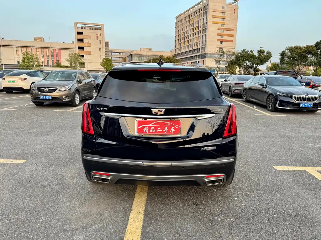 Cadillac XT5 — фото 5