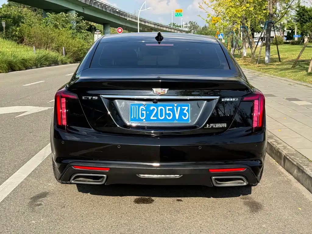 Cadillac CT5 — фото 6
