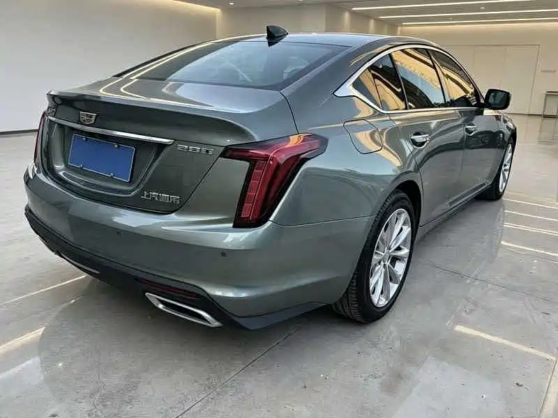 Cadillac CT5 — фото 7
