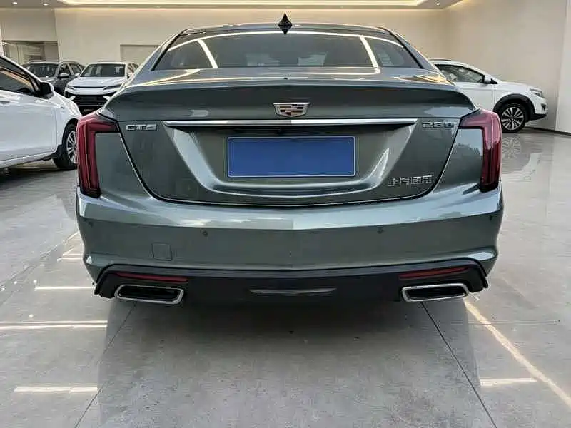 Cadillac CT5 — фото 8