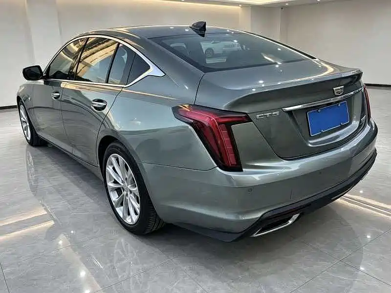 Cadillac CT5 — фото 9