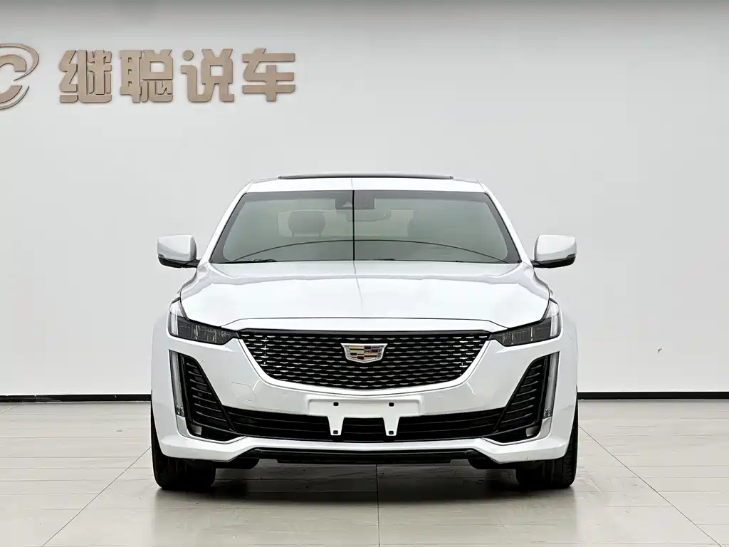 Cadillac CT5 — фото 3