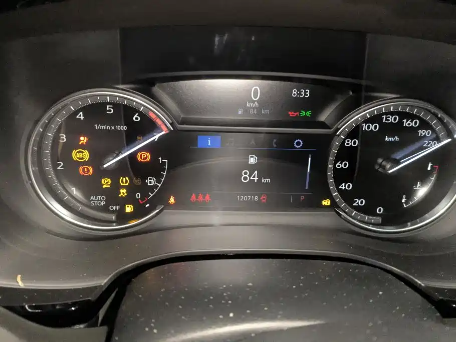 Cadillac XT5 — фото 14
