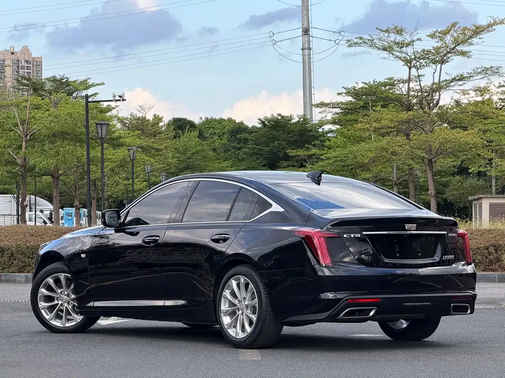 Cadillac CT5 — фото 4