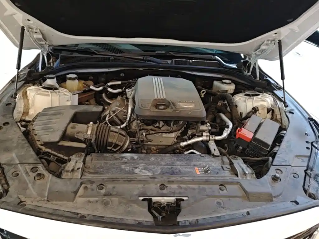 Cadillac CT5 — фото 20