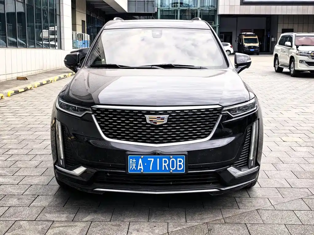 Cadillac XT6 — фото 2