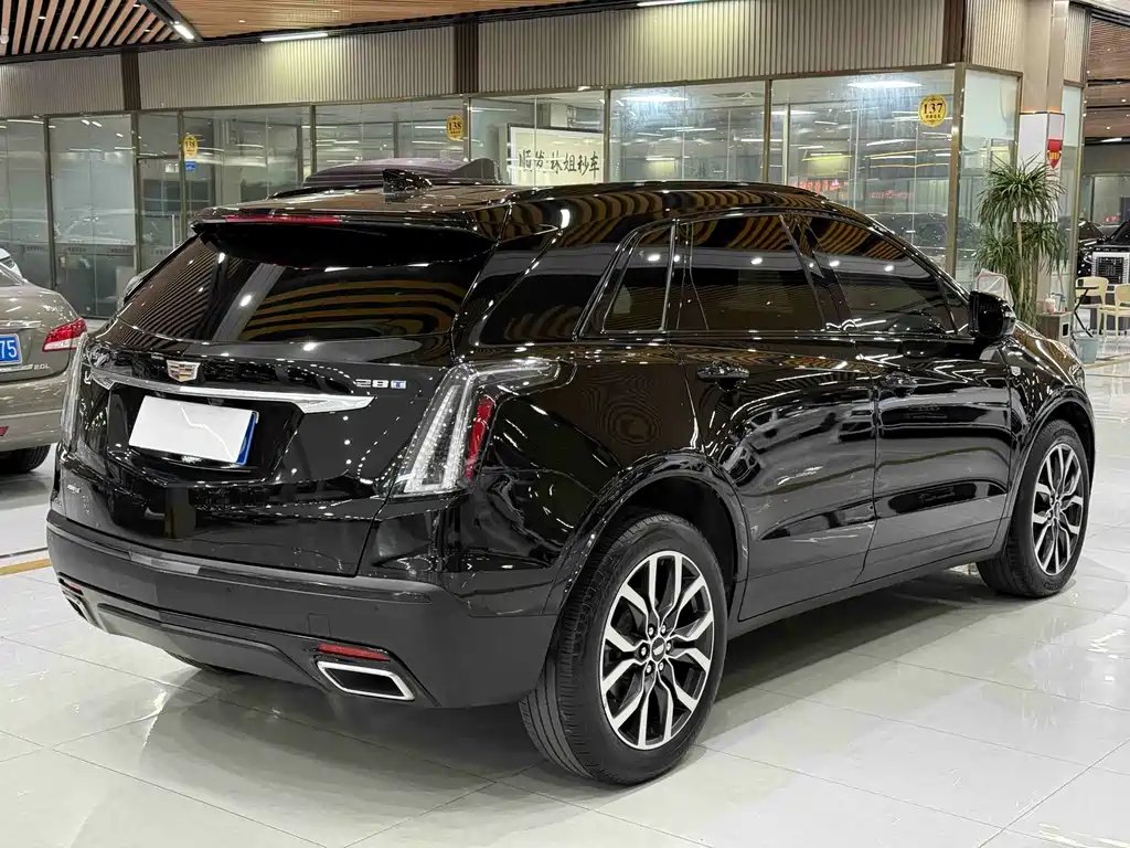 Cadillac XT5 — фото 4