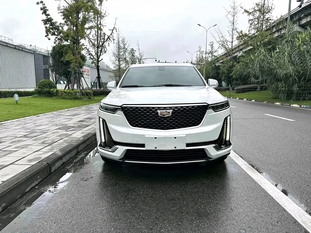 Cadillac XT6 — фото 2