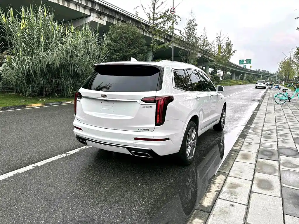 Cadillac XT6 — фото 4