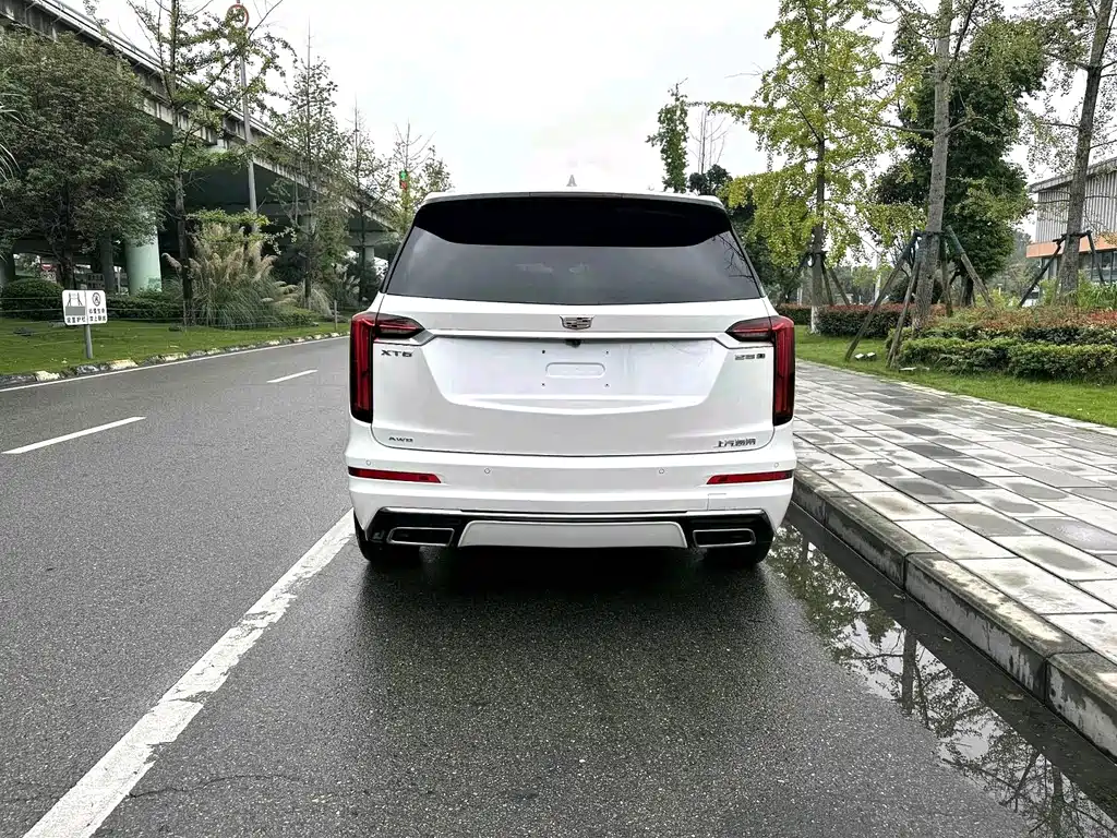 Cadillac XT6 — фото 6