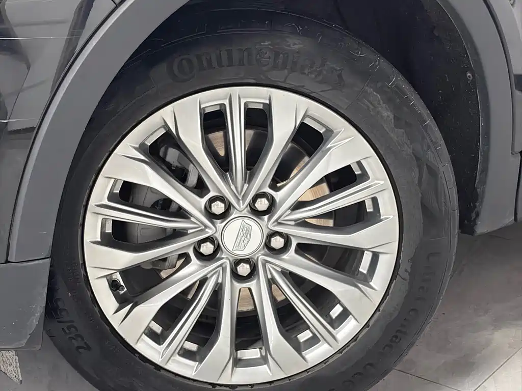 Cadillac XT4 — фото 4