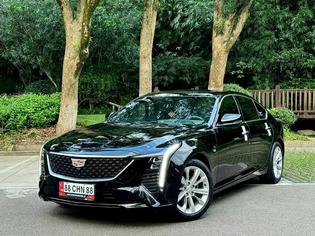 Cadillac CT5 — фото 10