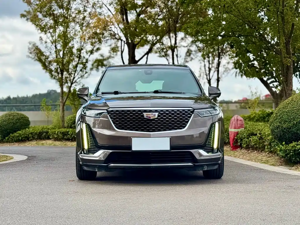 Cadillac XT6 — фото 2