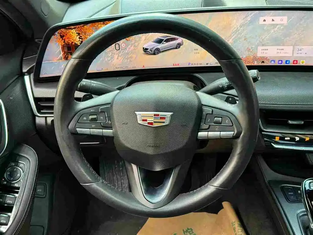 Cadillac CT5 — фото 6