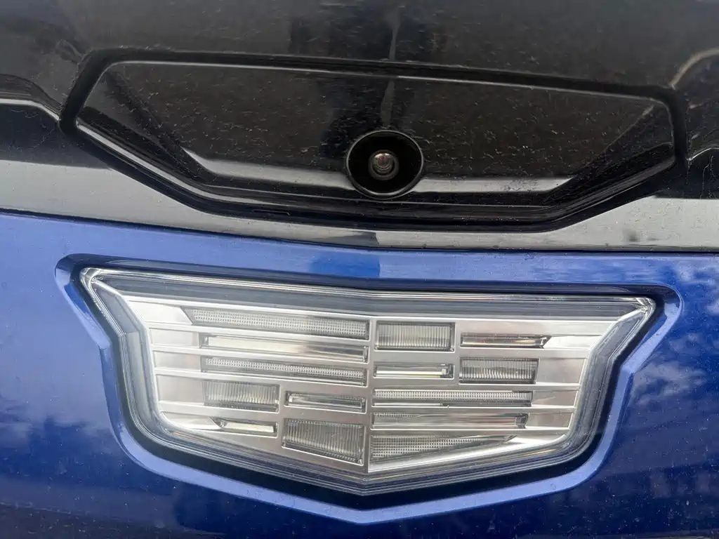 Cadillac IQ — фото 21