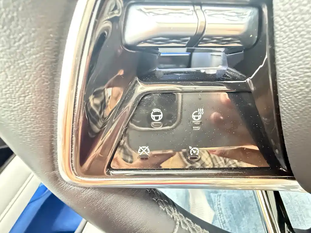 Cadillac IQ — фото 28