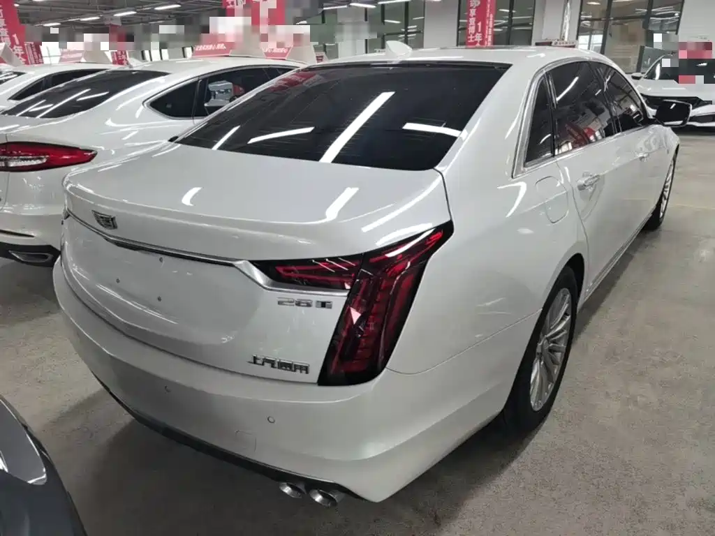 Cadillac CT6 — фото 7