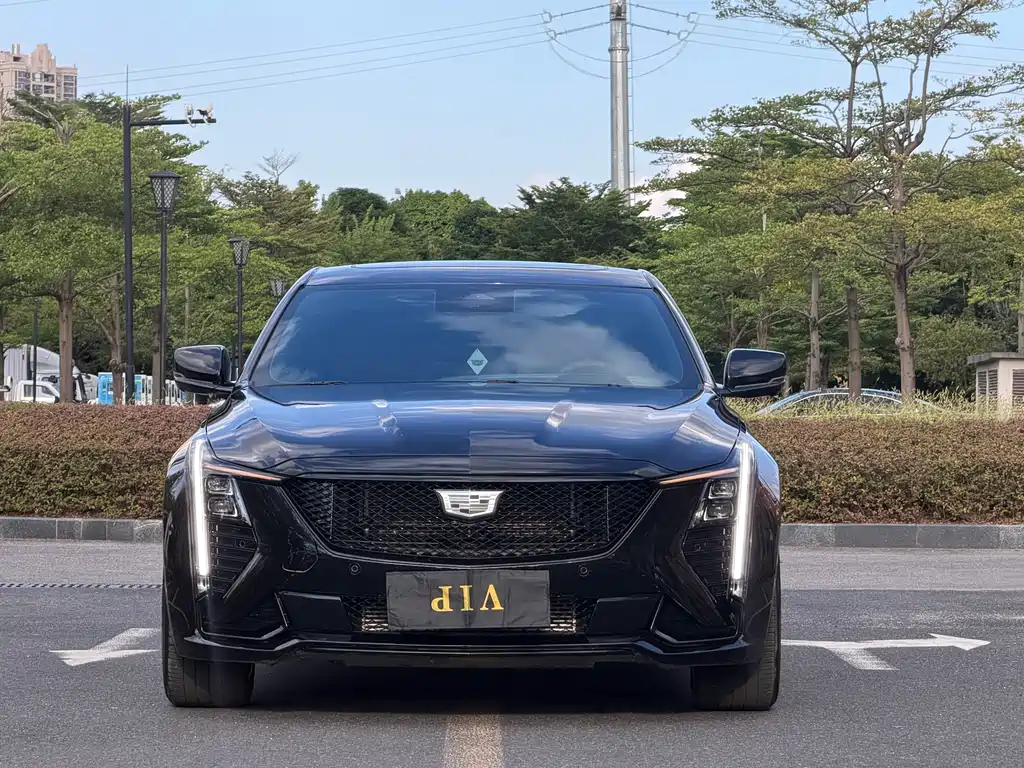 Cadillac CT5 — фото 3