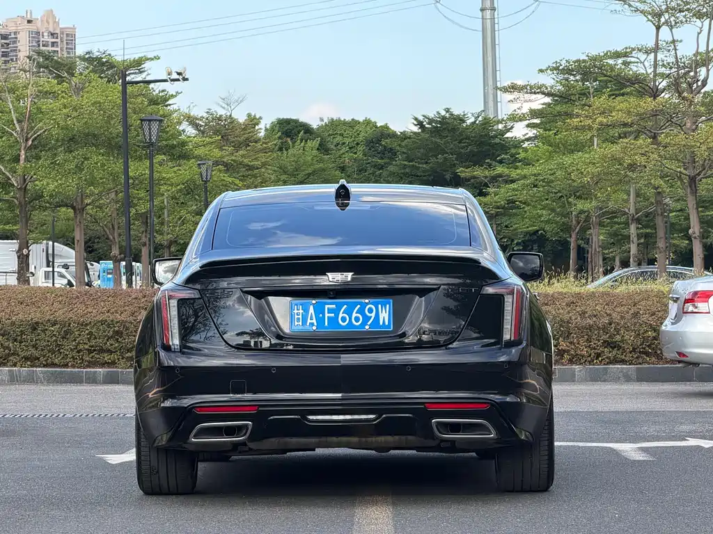 Cadillac CT5 — фото 5