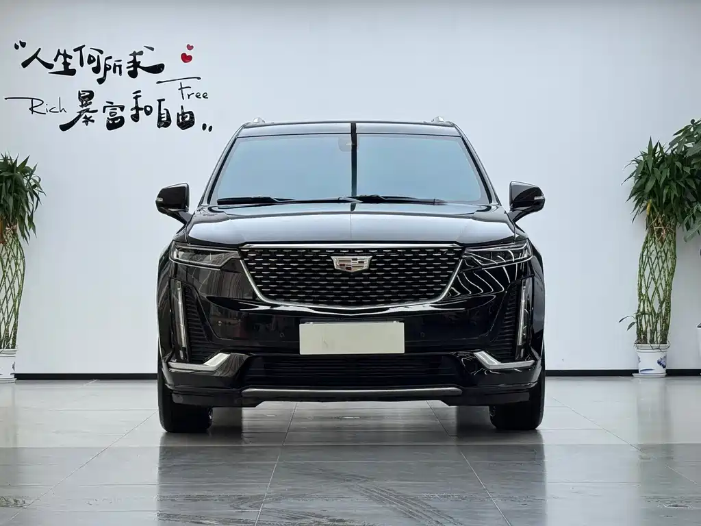 Cadillac XT6 — фото 2