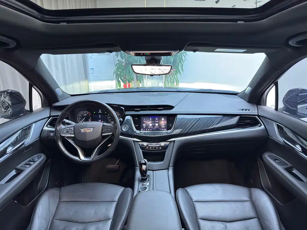 Cadillac XT6 — фото 4