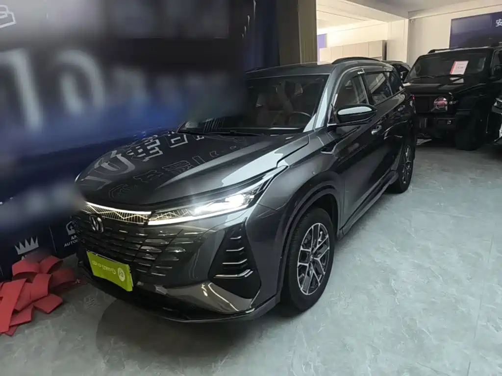 Changan CS75 PLUS — фото 2