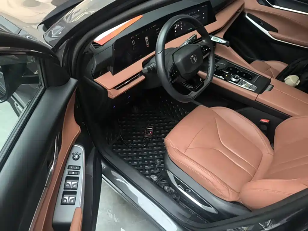 Changan CS75 PLUS — фото 16