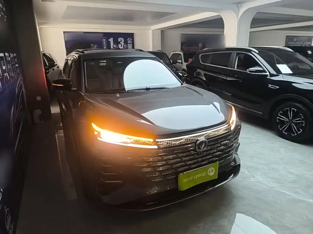 Changan CS75 PLUS — фото 4
