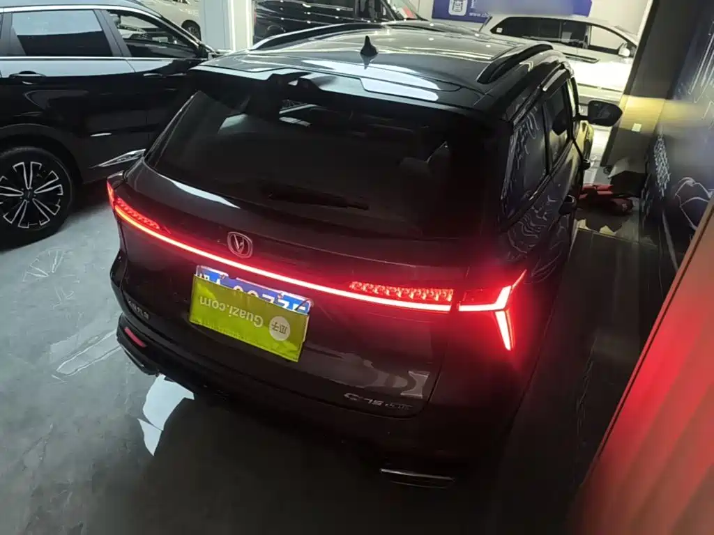 Changan CS75 PLUS — фото 7