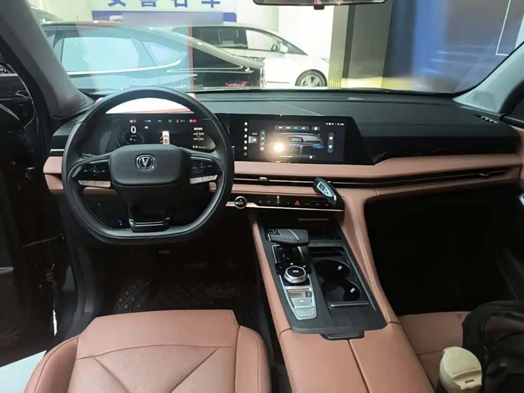 Changan CS75 PLUS — фото 10