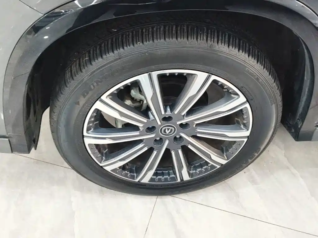 Changan CS75 PLUS — фото 23